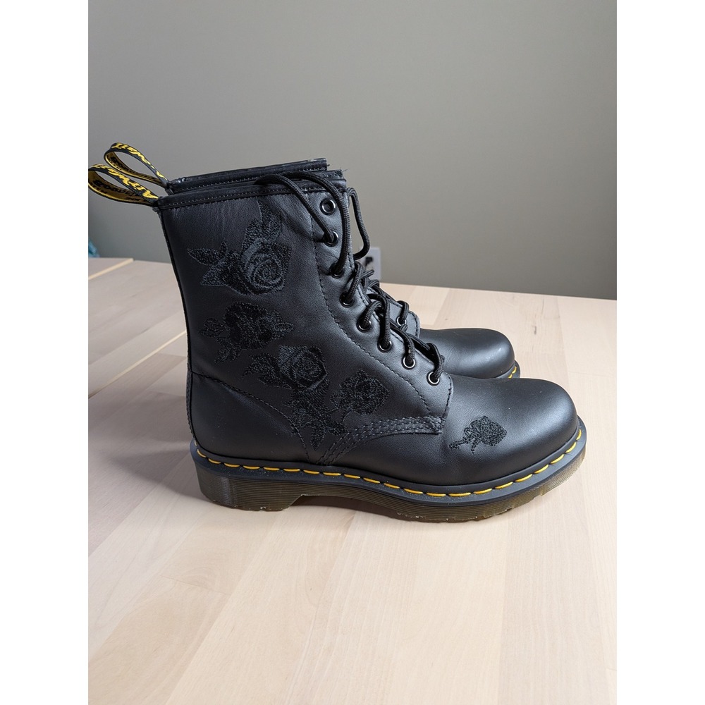 Dr. Martens 1460 Vonda Mono Black Leather Rose Embroidered Boots Womens 9 NWOT